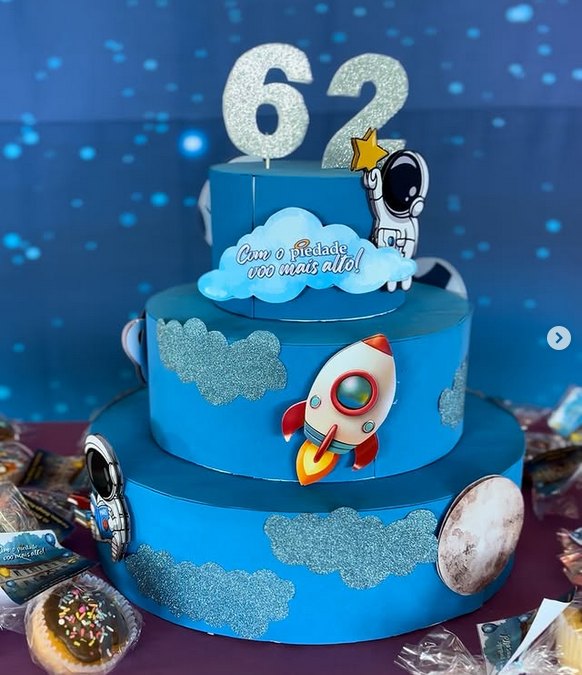 🎉🎉🎂 62 anos de história, educação e amor! 🎂🎉🎉