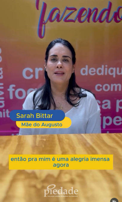 Nas palavras da Sarah, mãe do Augusto, percebemos como cada detalhe da rotina escolar impacta de forma positiva o crescimento dos nossos estudantes.