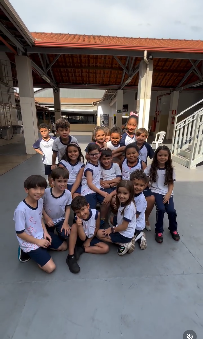 💙 A vida com amigos é muito mais divertida!