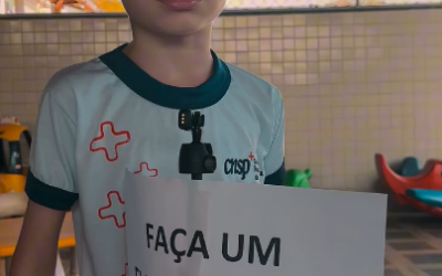 Receber elogios é muito bom, mas se elogiar é ainda melhor!