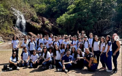 🌿✨ Os alunos do 7º ano do Colégio Piedade participaram de uma incrível visita ao Parque da Cachoeira! 💚