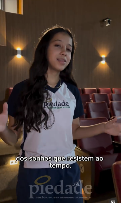 O sarau mais esperado pelos nossos alunos finalmente chegou! ✨🎭